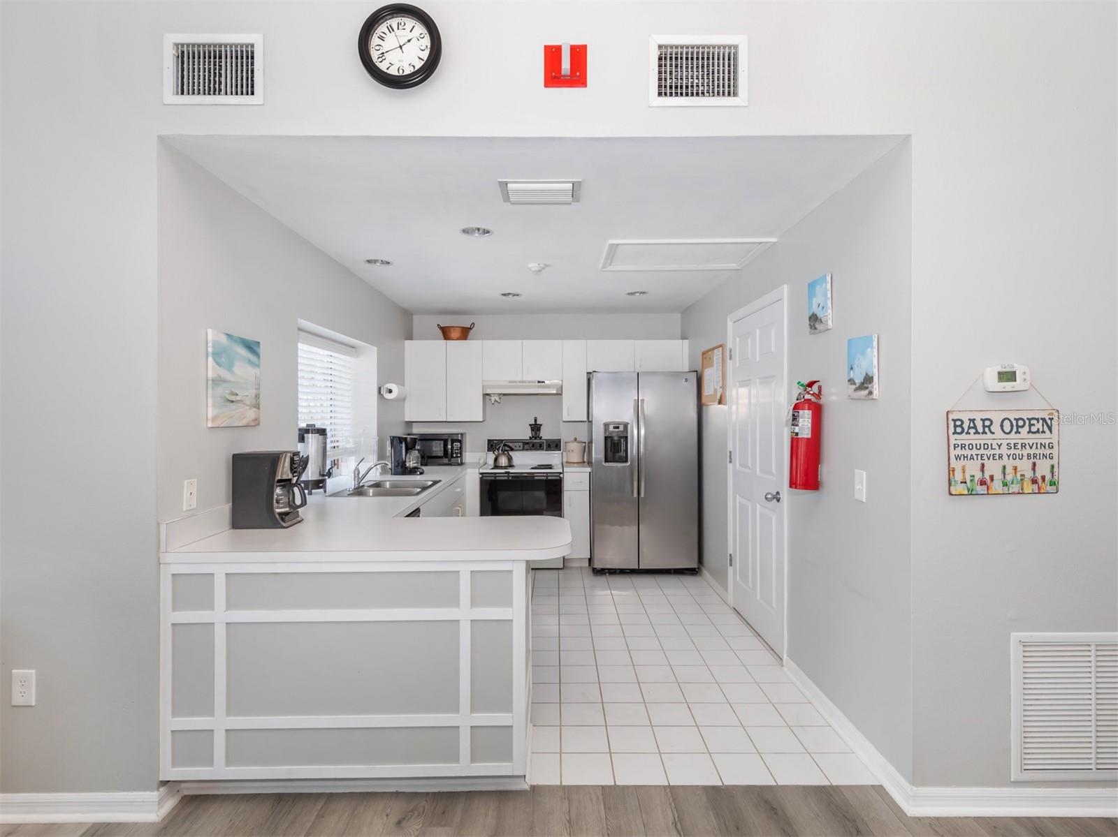 525 CLUBSIDE CIR #53 — photo 35