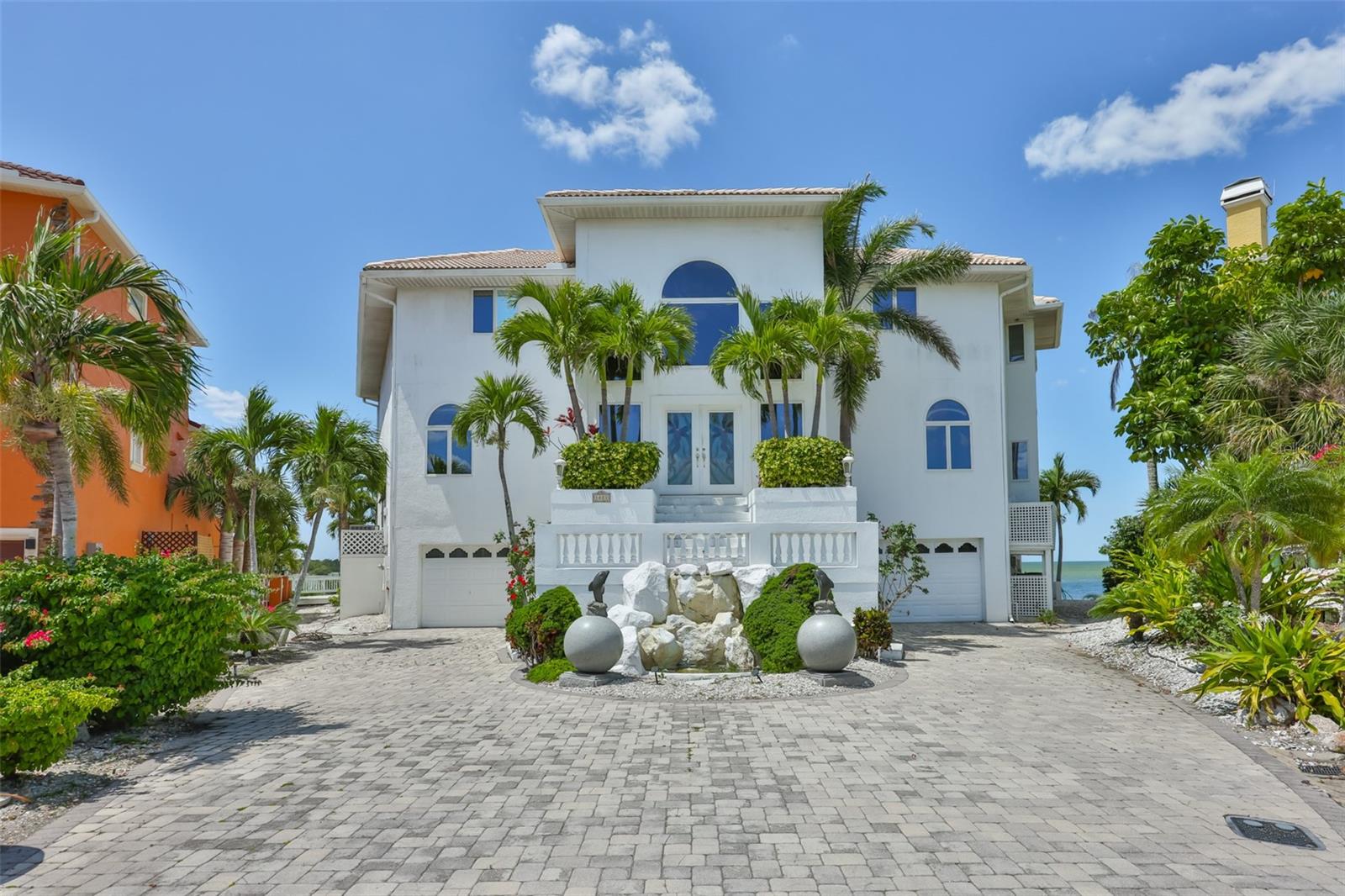 1021 SYMPHONY ISLES BLVD — photo 2