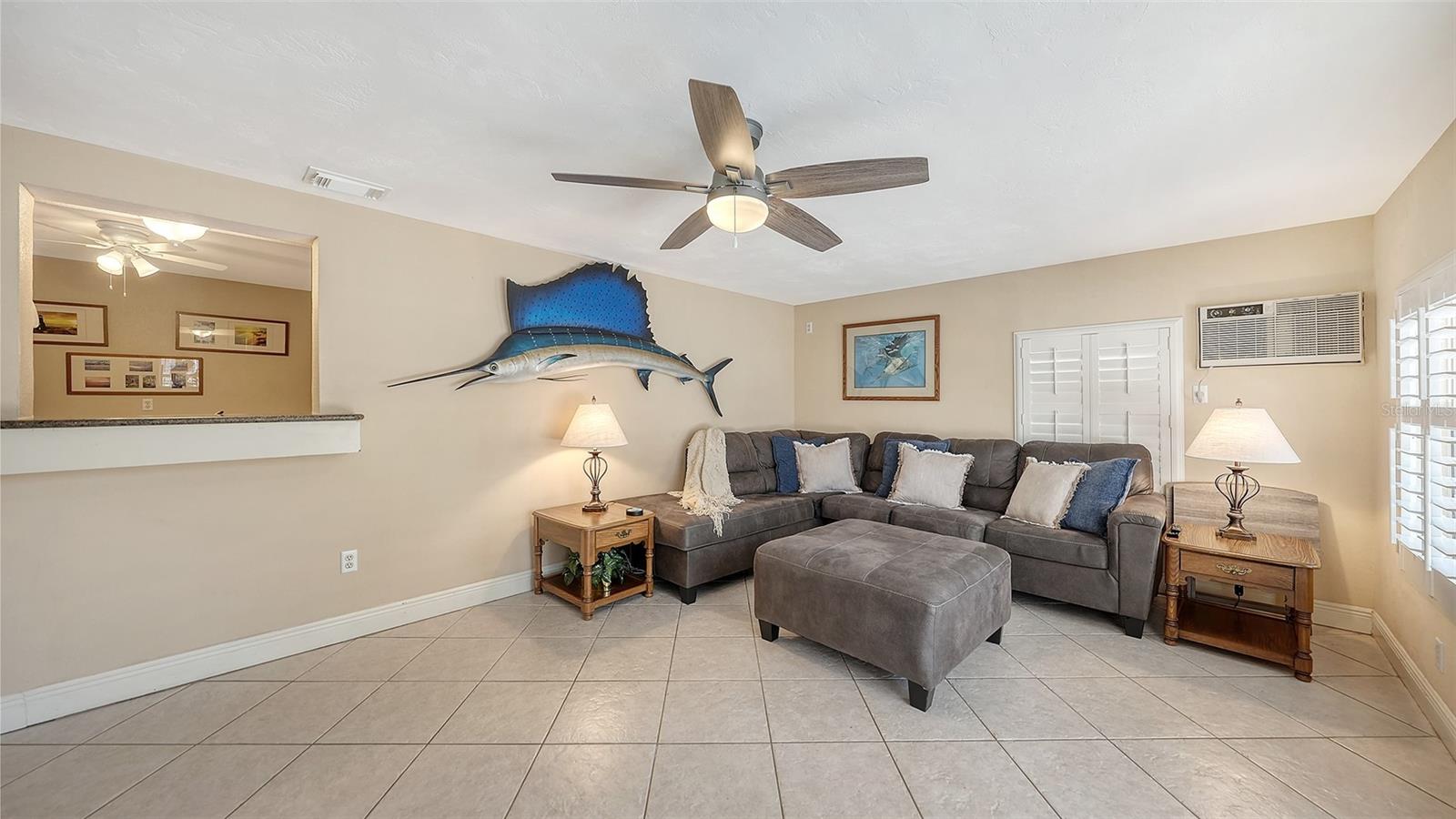 3537 S SCHOOL AVE — photo 43