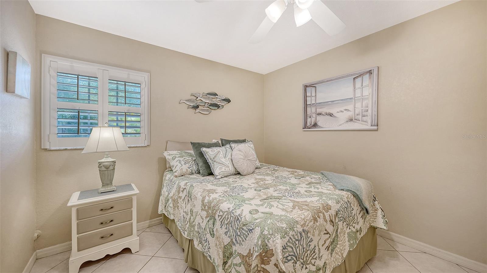 3537 S SCHOOL AVE — photo 35
