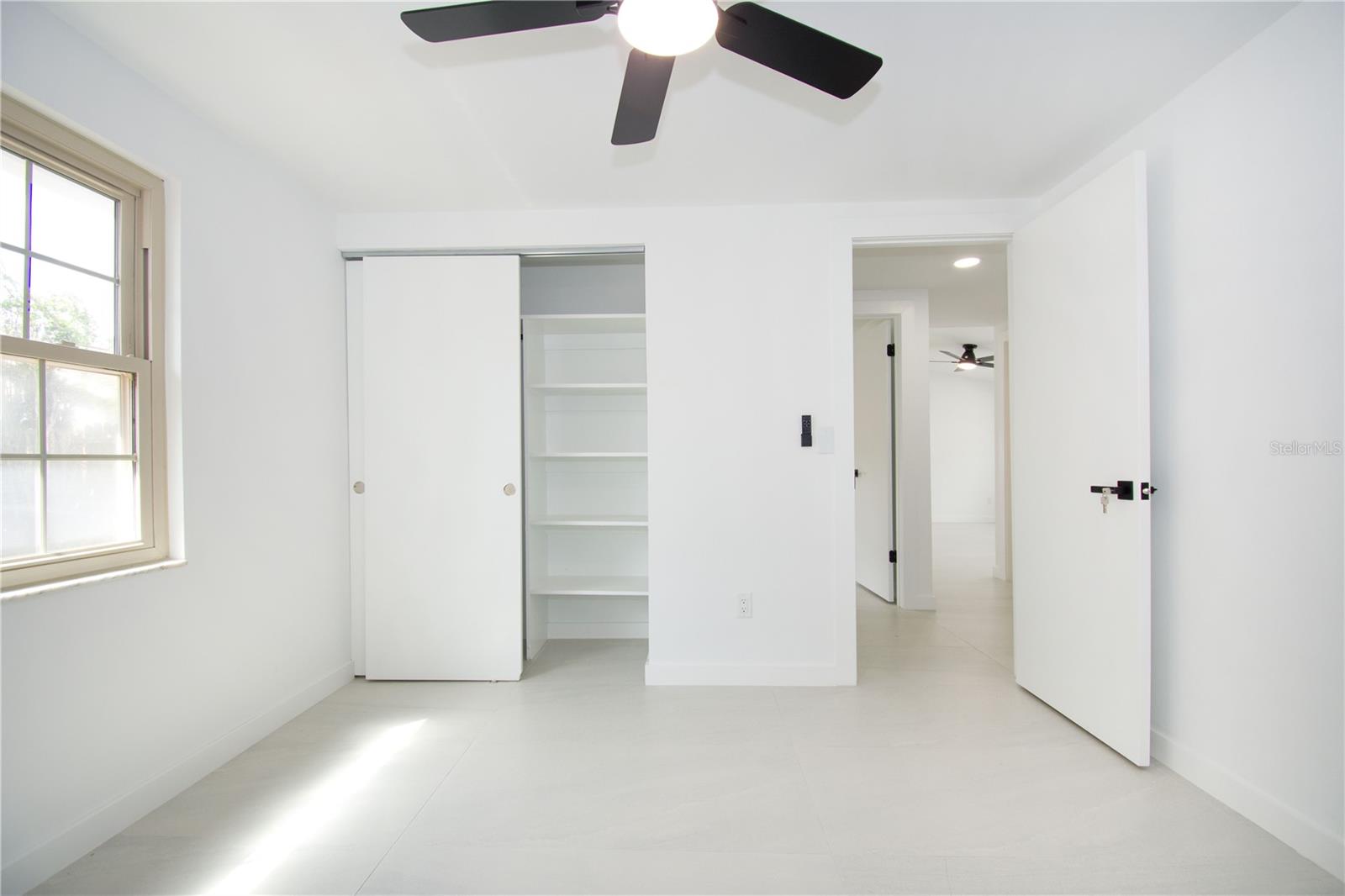 9409 LONSDALE CT — photo 17
