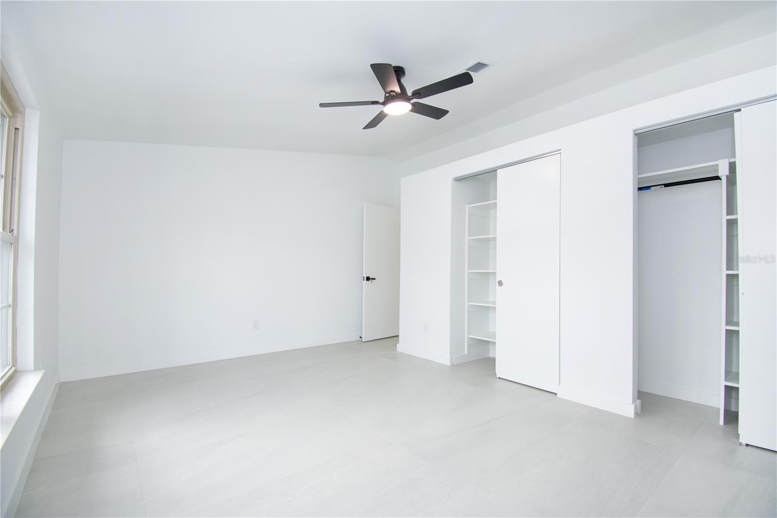 9409 LONSDALE CT — photo 8