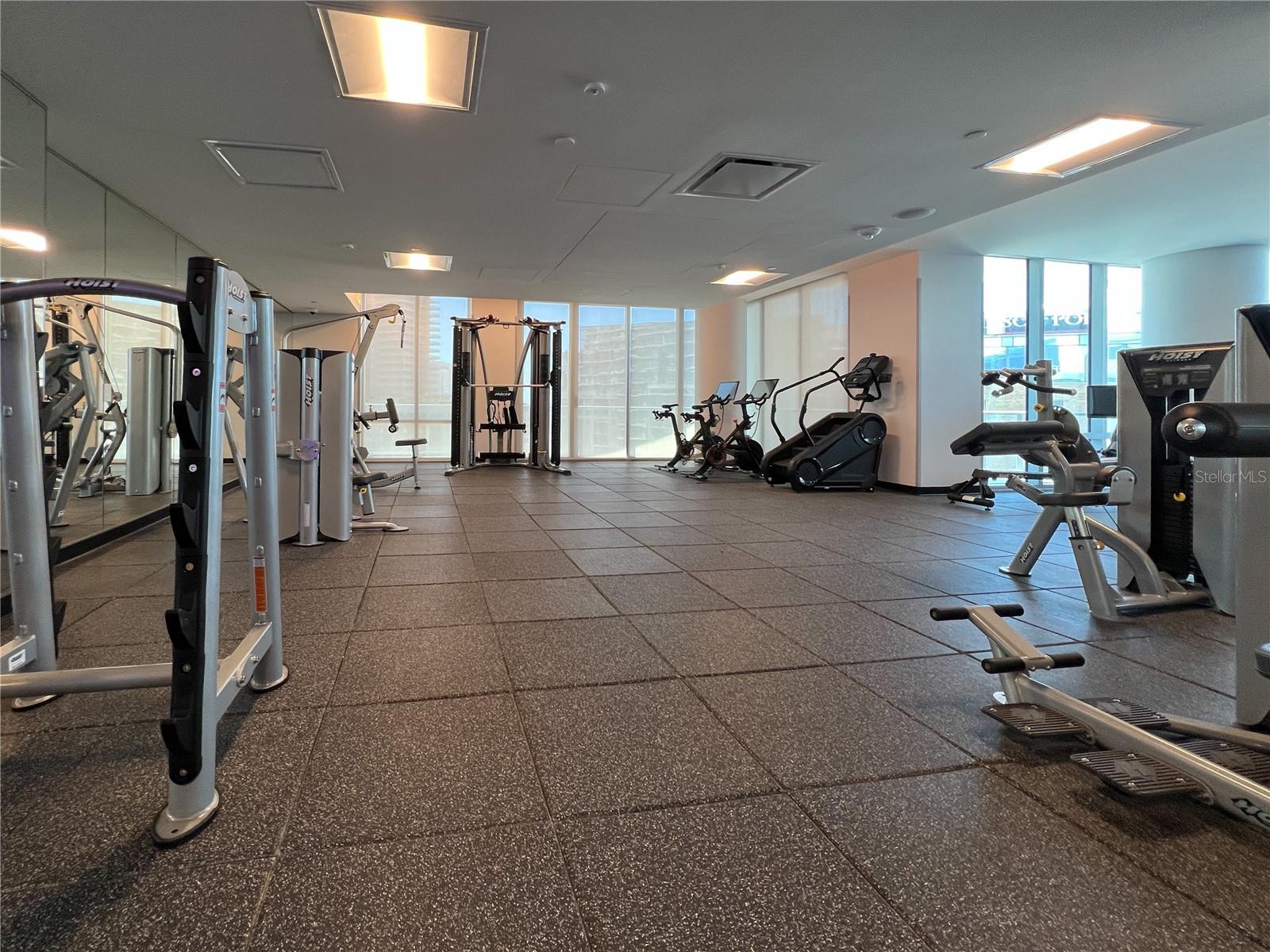 400 CENTRAL AVE #1003 — photo 35