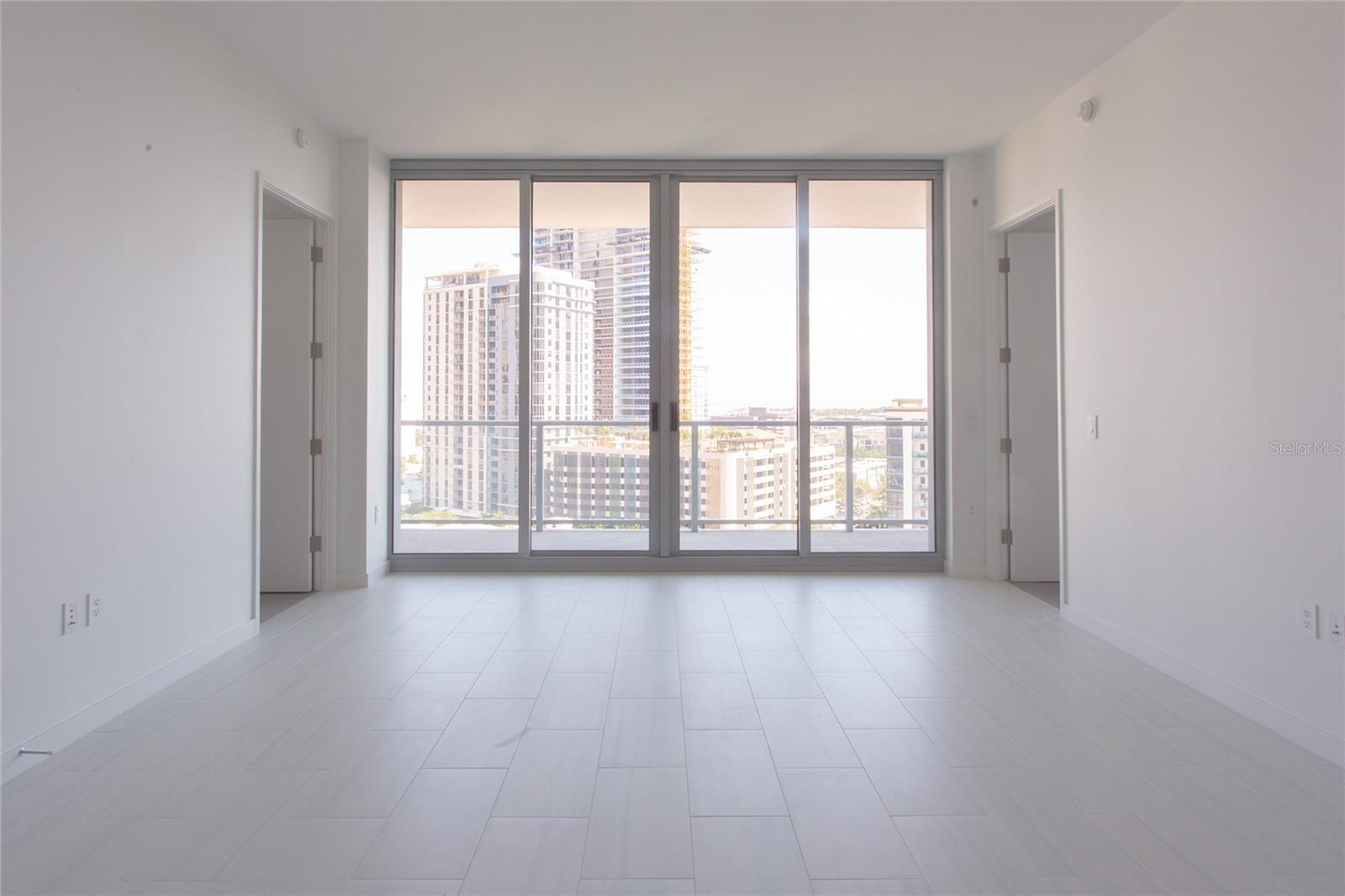 400 CENTRAL AVE #1003 — photo 13