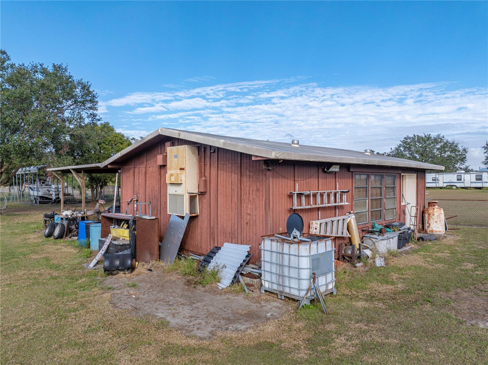 11404 LITHIA PINECREST RD — photo 53