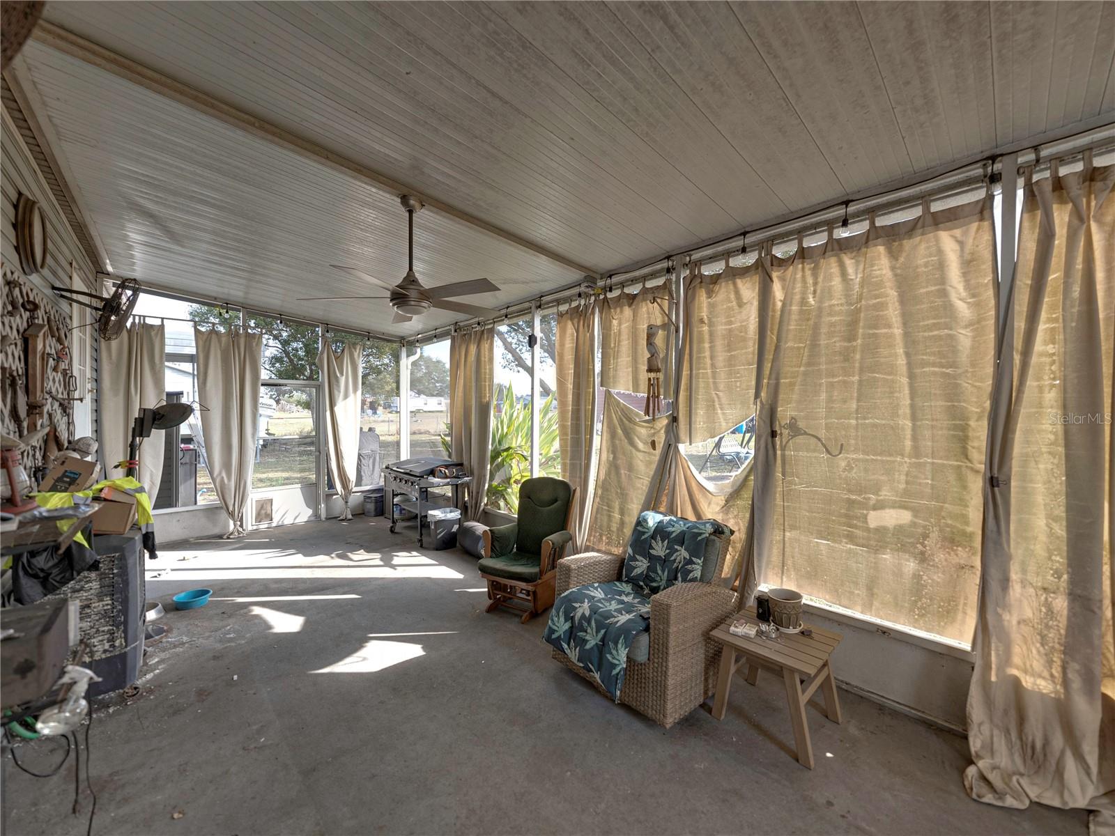 11404 LITHIA PINECREST RD — photo 38
