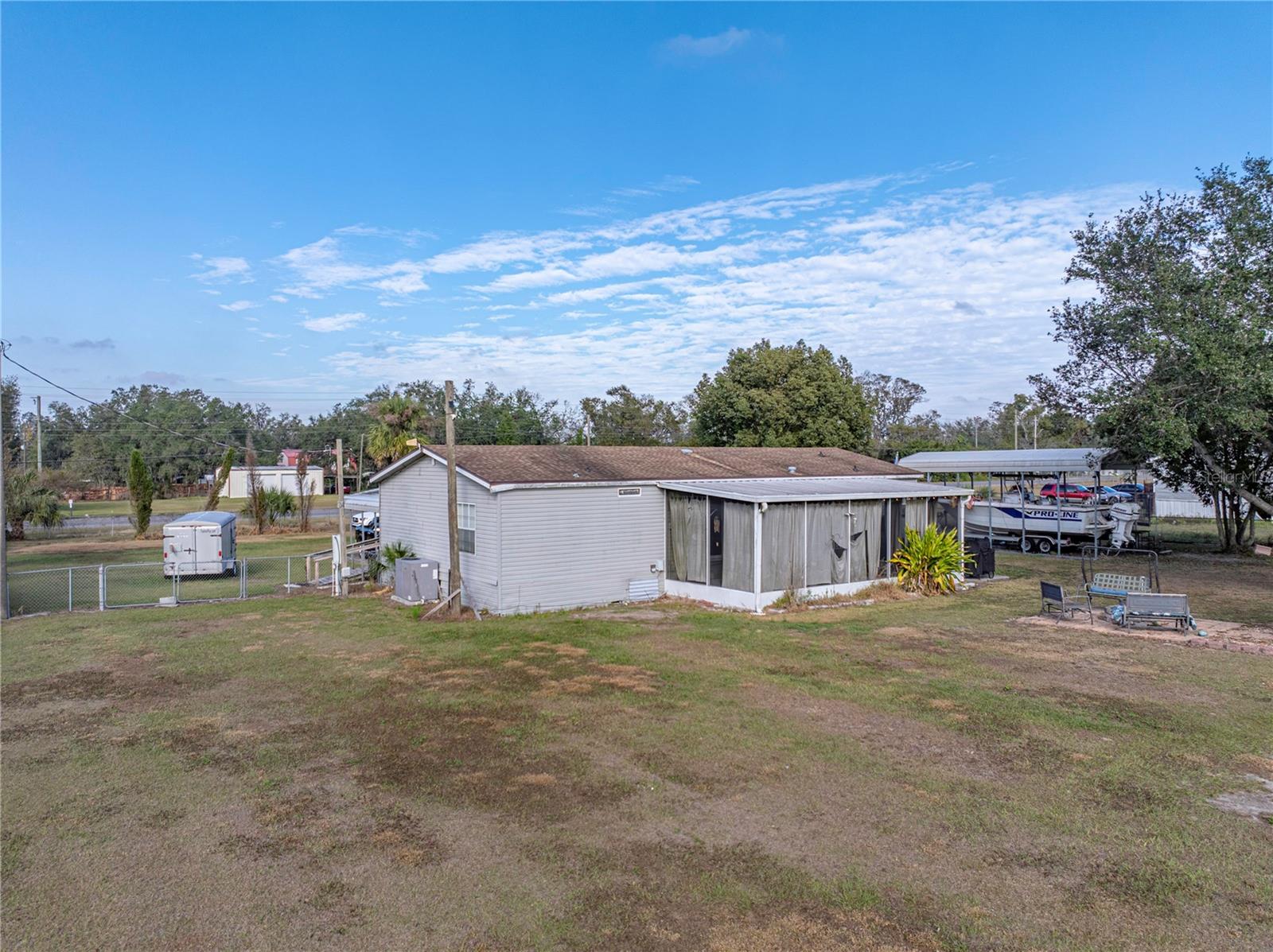 11404 LITHIA PINECREST RD — photo 46