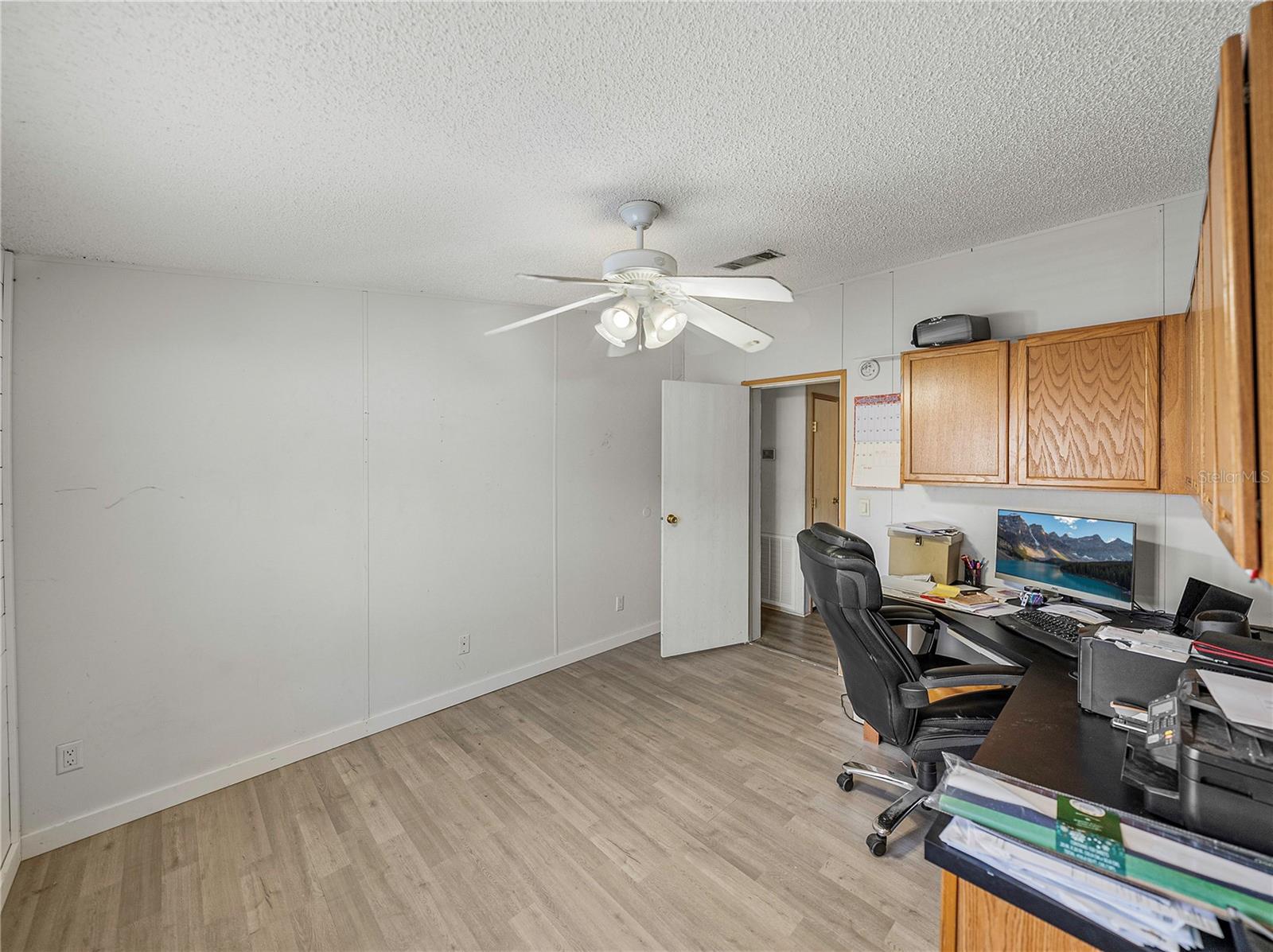 11404 LITHIA PINECREST RD — photo 25
