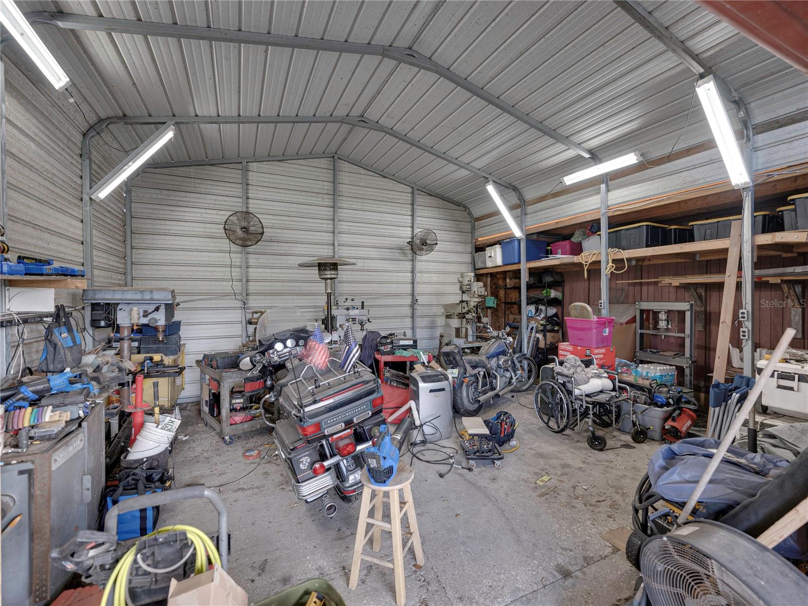 11404 LITHIA PINECREST RD — photo 54