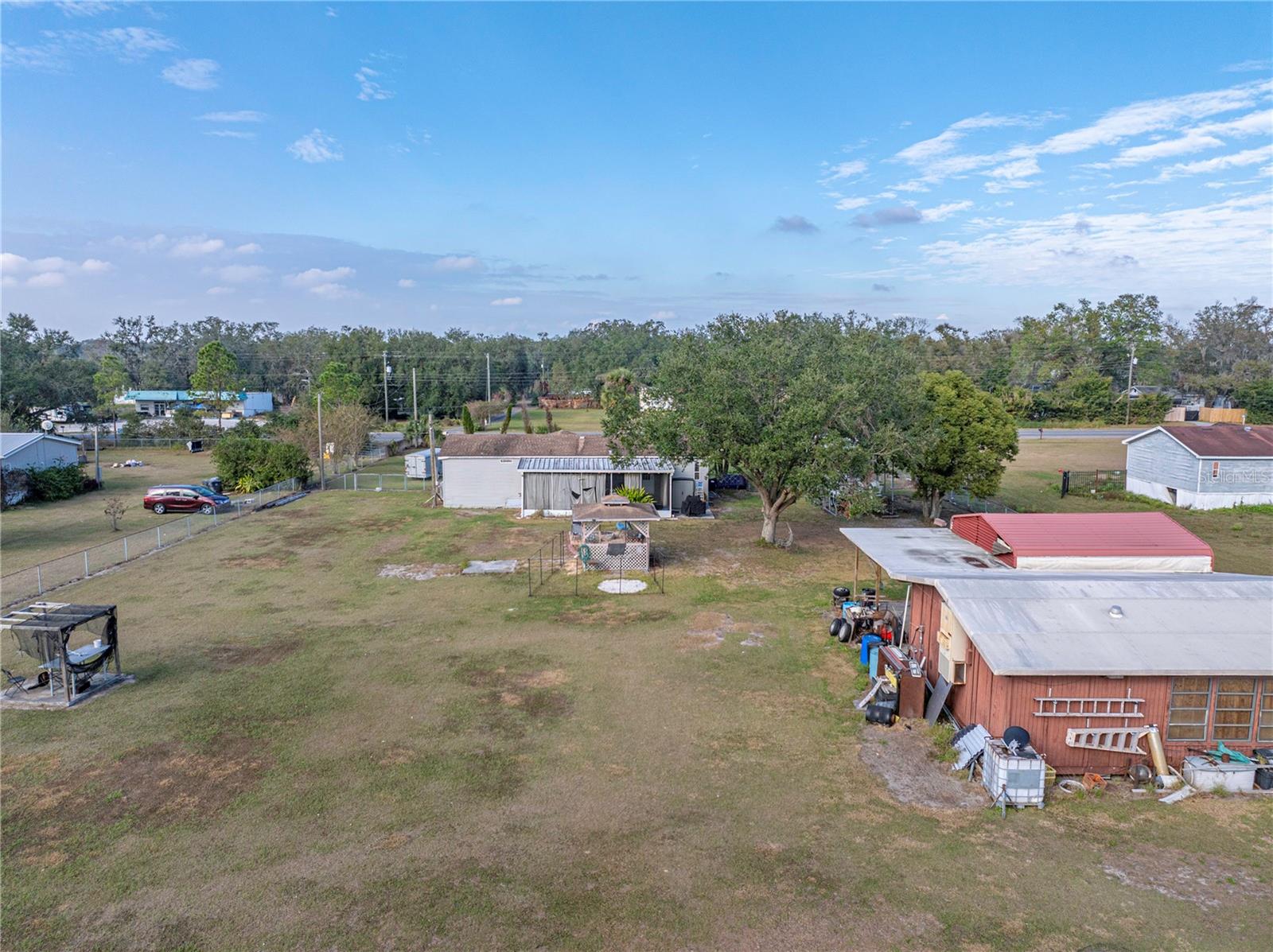 11404 LITHIA PINECREST RD — photo 43
