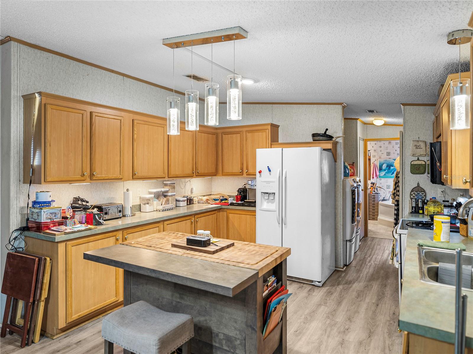 11404 LITHIA PINECREST RD — photo 17