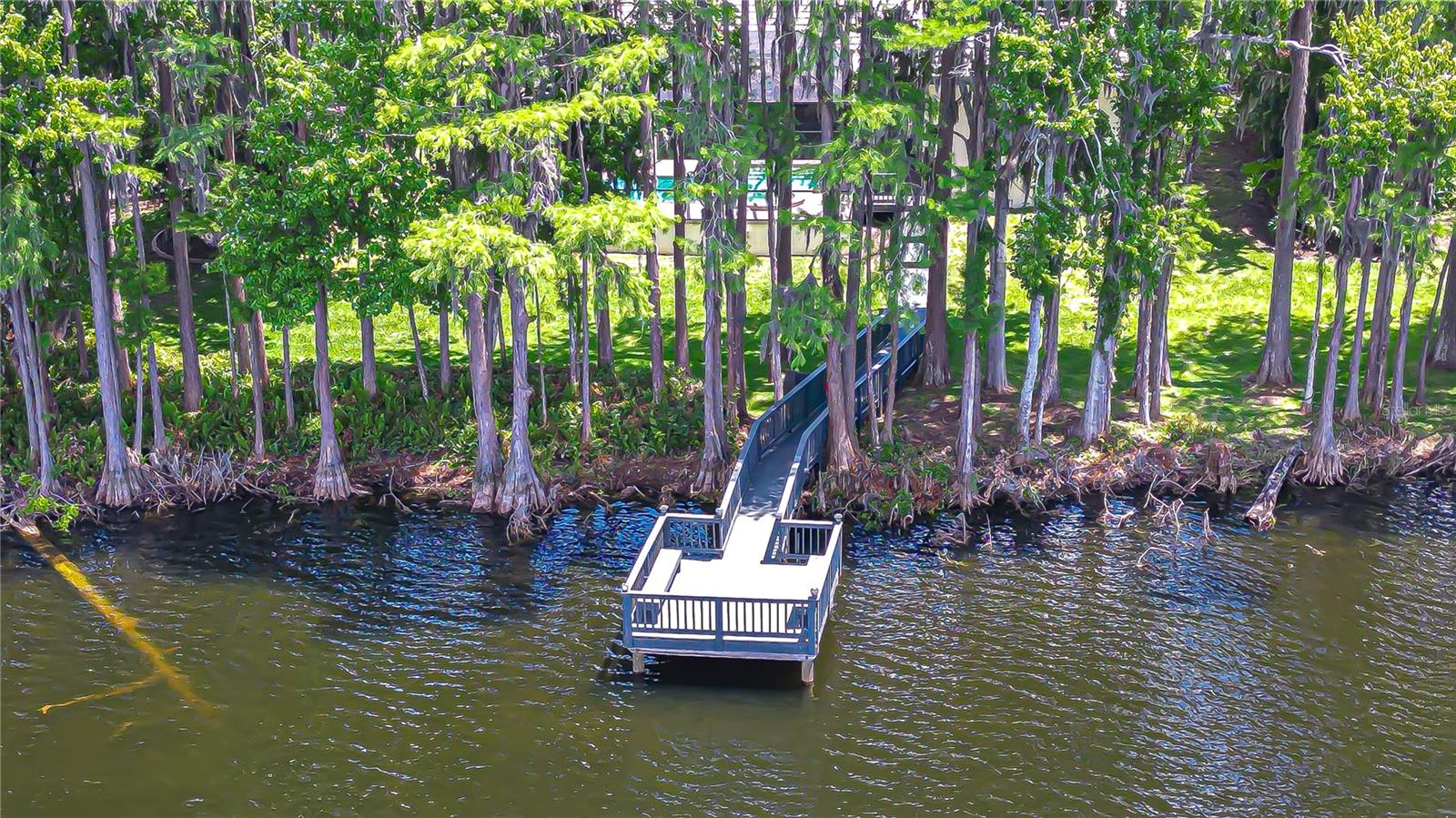 20915 LAKE VIENNA DR — photo 43