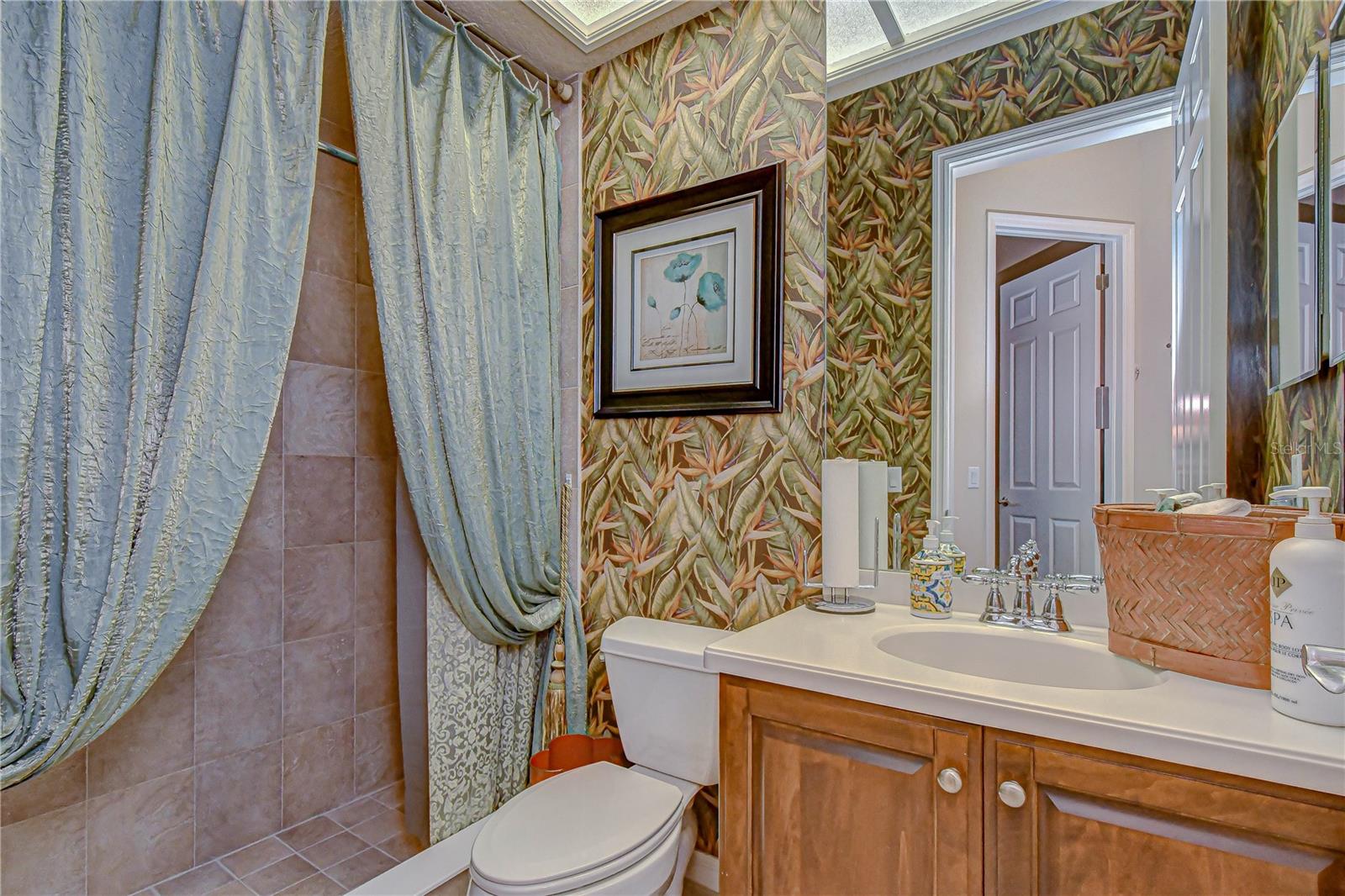20915 LAKE VIENNA DR — photo 23