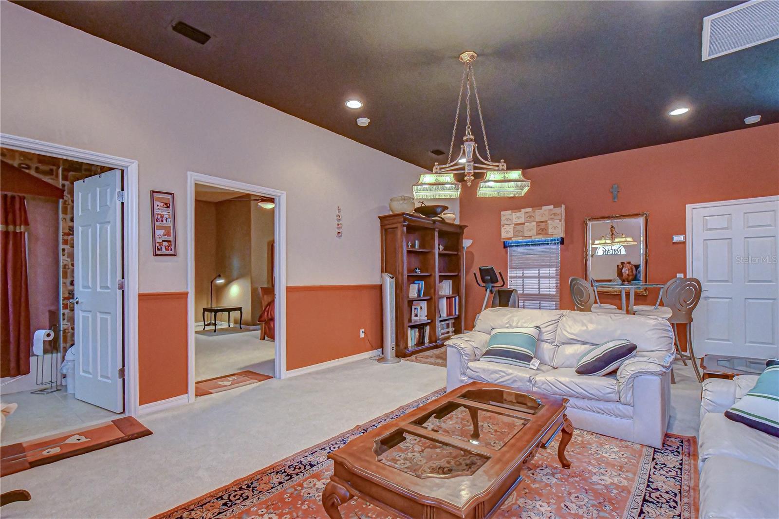 20915 LAKE VIENNA DR — photo 29