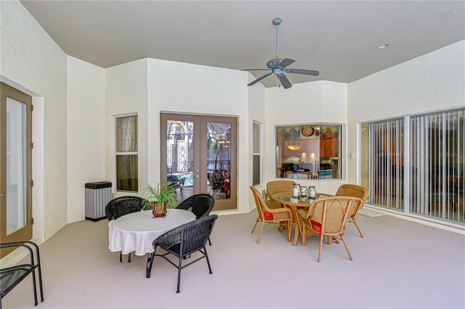 20915 LAKE VIENNA DR — photo 34