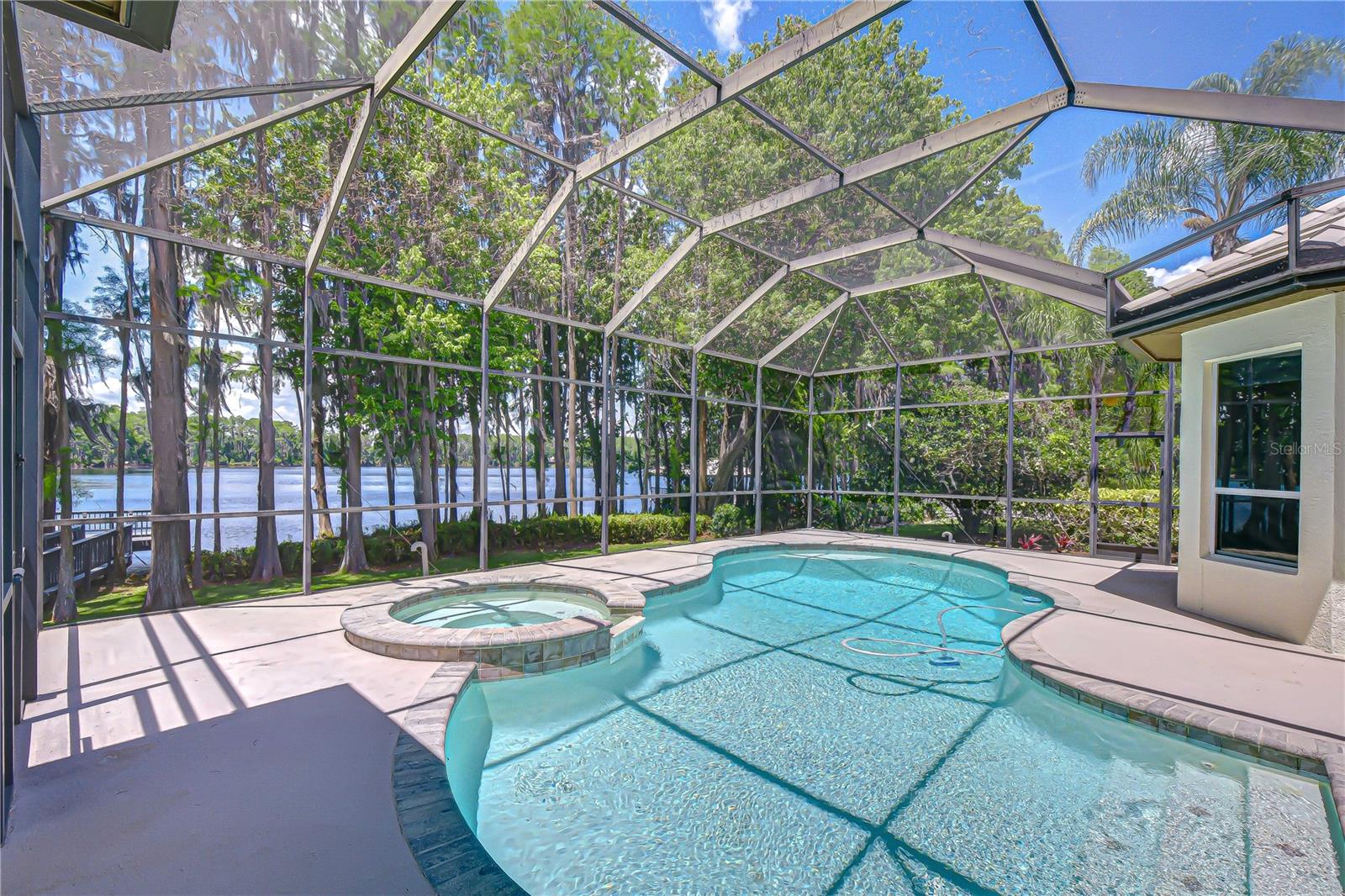 20915 LAKE VIENNA DR — photo 33