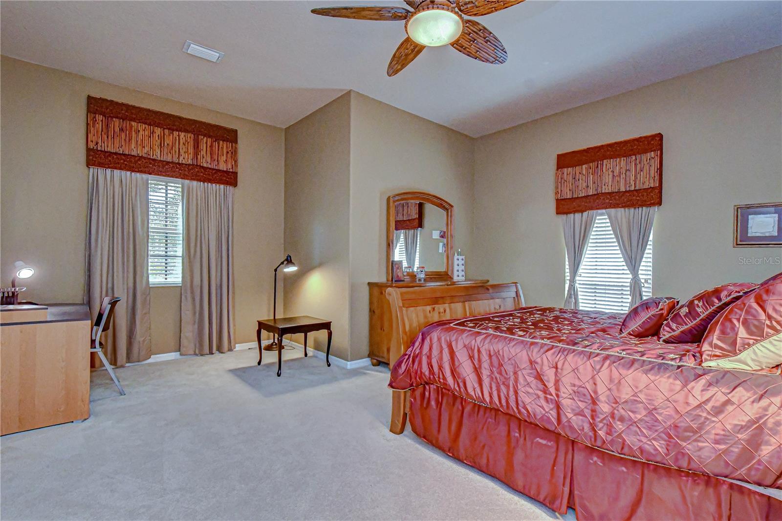 20915 LAKE VIENNA DR — photo 30