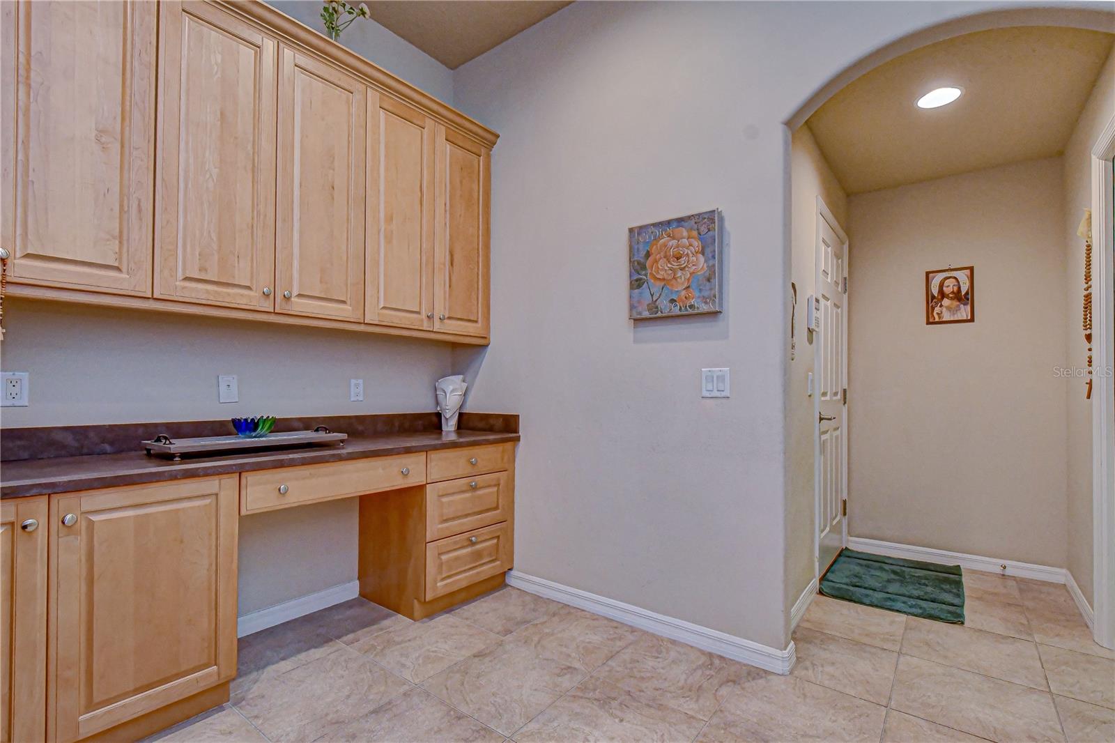 20915 LAKE VIENNA DR — photo 28