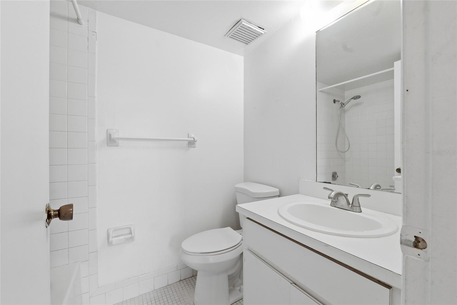 130 CYPRESS LN #130 — photo 16
