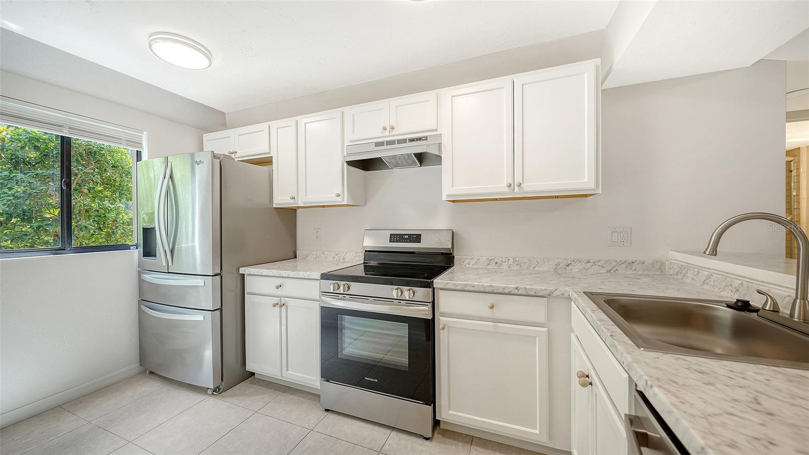 1720 GLENHOUSE DR #326 — photo 4