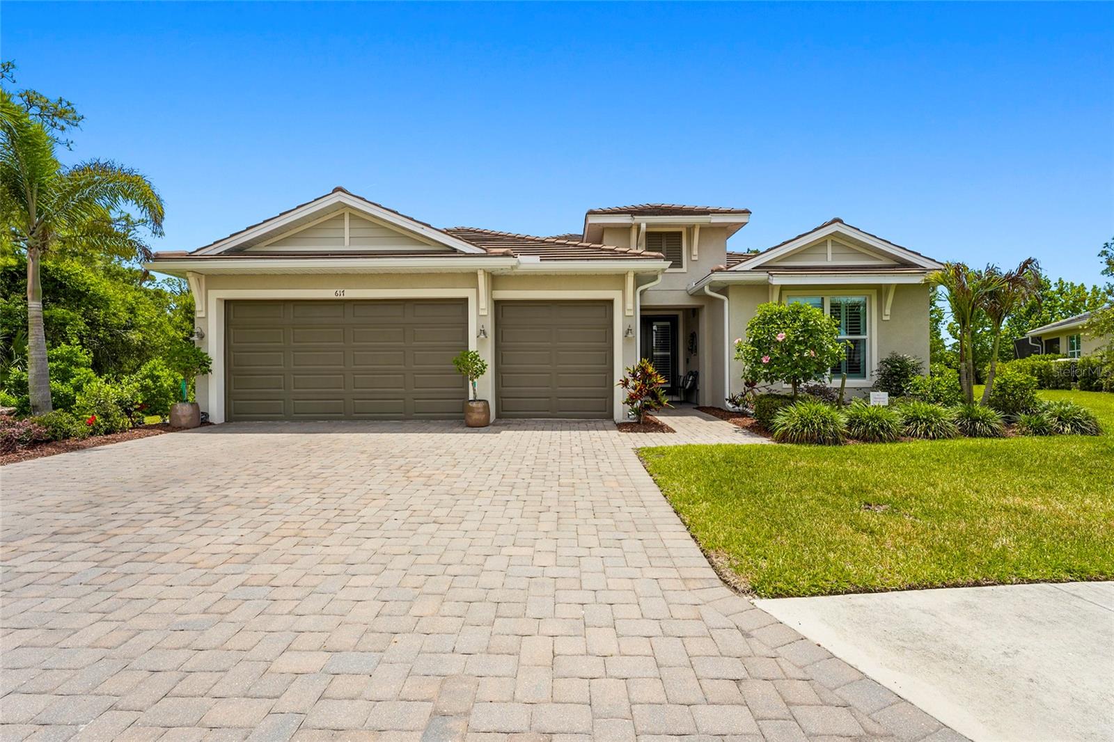 617 MISTIFLOWER CIR — photo 40