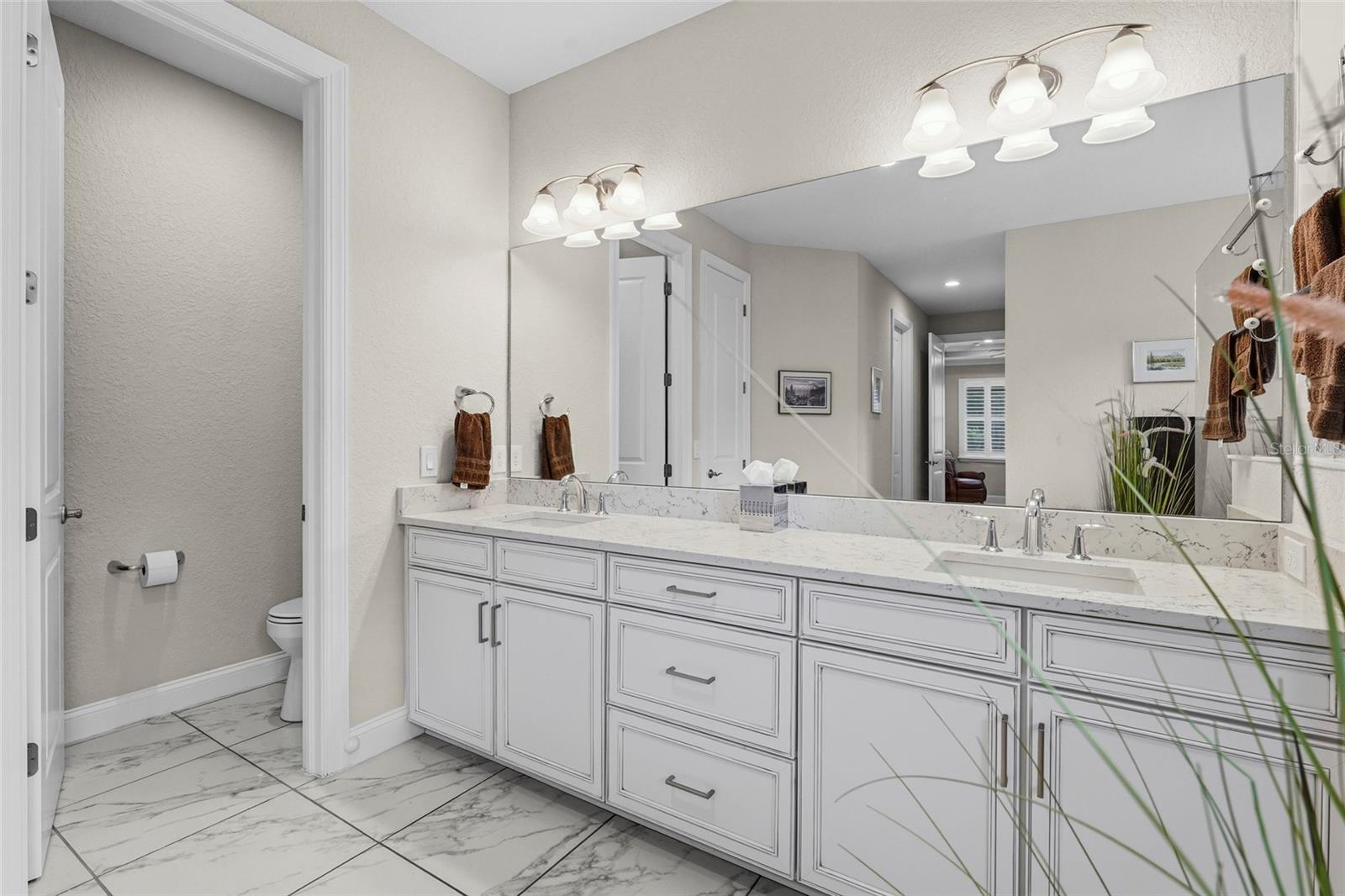 617 MISTIFLOWER CIR — photo 24