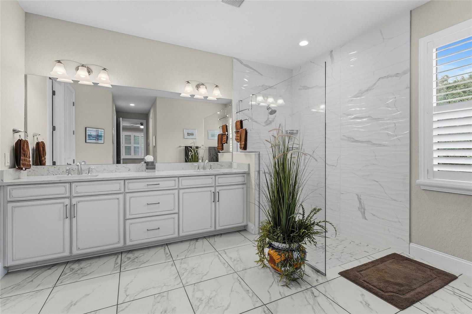 617 MISTIFLOWER CIR — photo 12