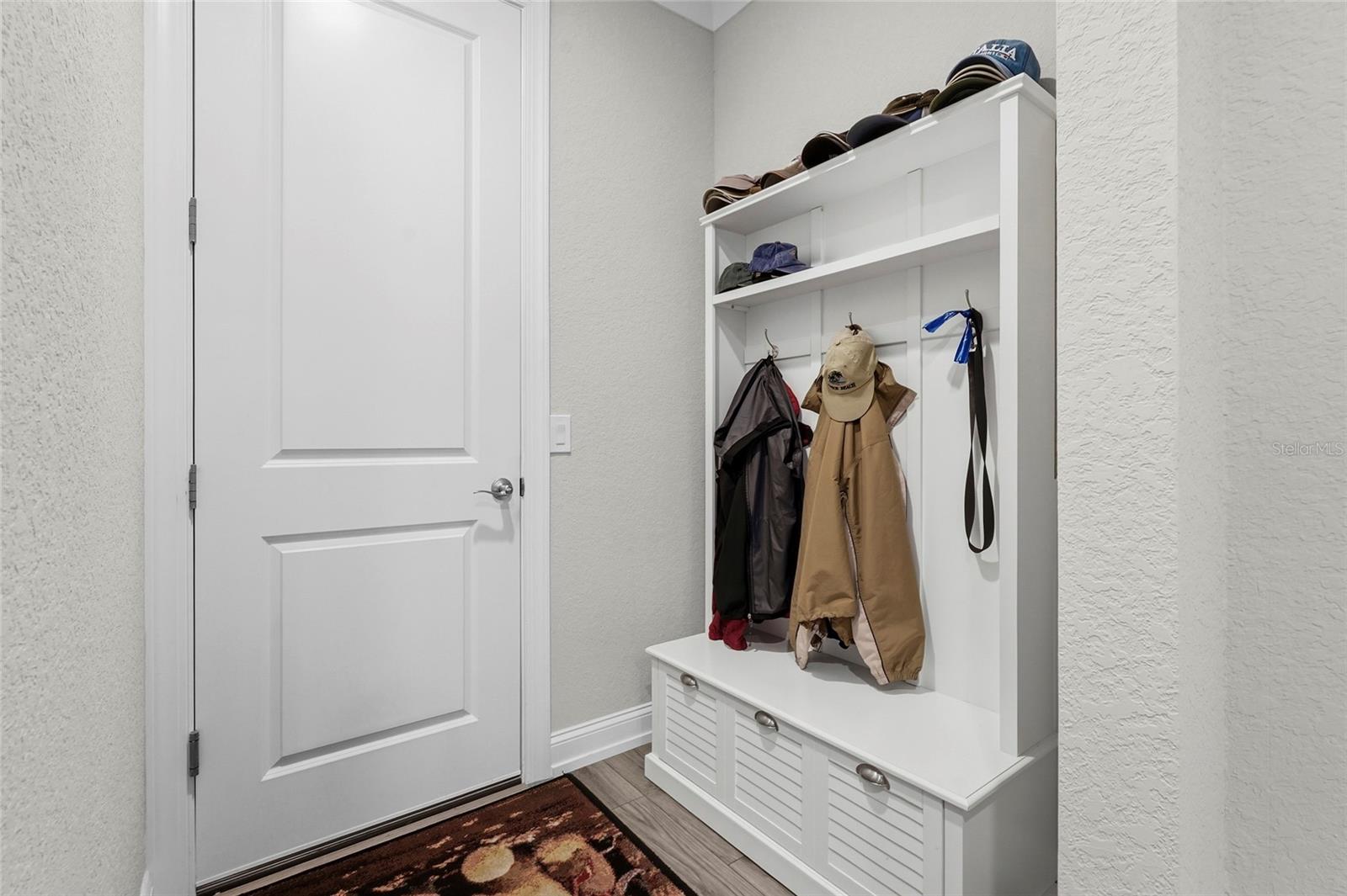 617 MISTIFLOWER CIR — photo 35