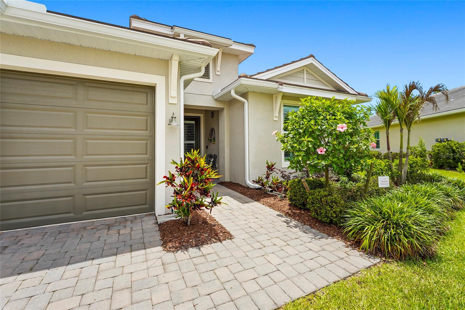 617 MISTIFLOWER CIR — photo 43