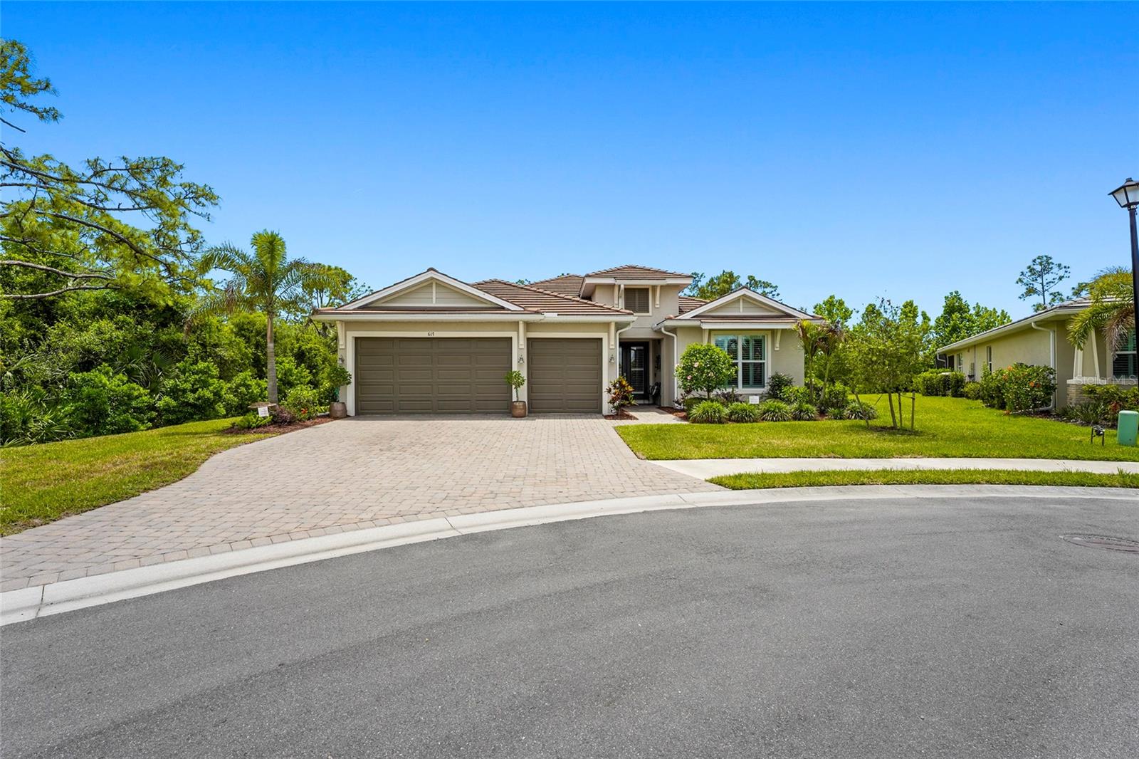 617 MISTIFLOWER CIR — photo 39