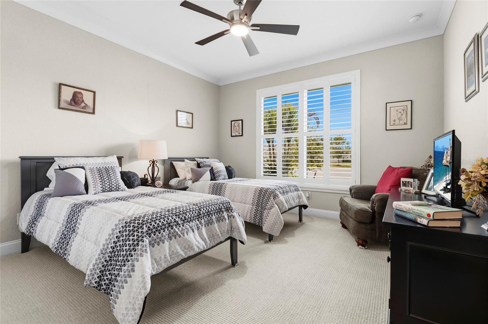 617 MISTIFLOWER CIR — photo 28