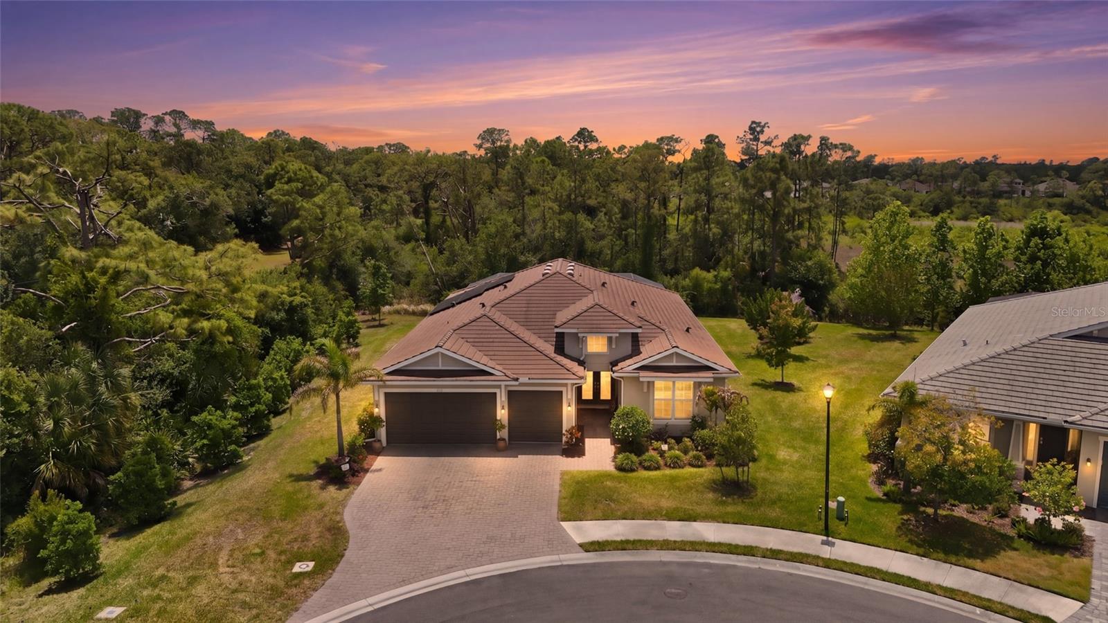 617 MISTIFLOWER CIR — photo 44
