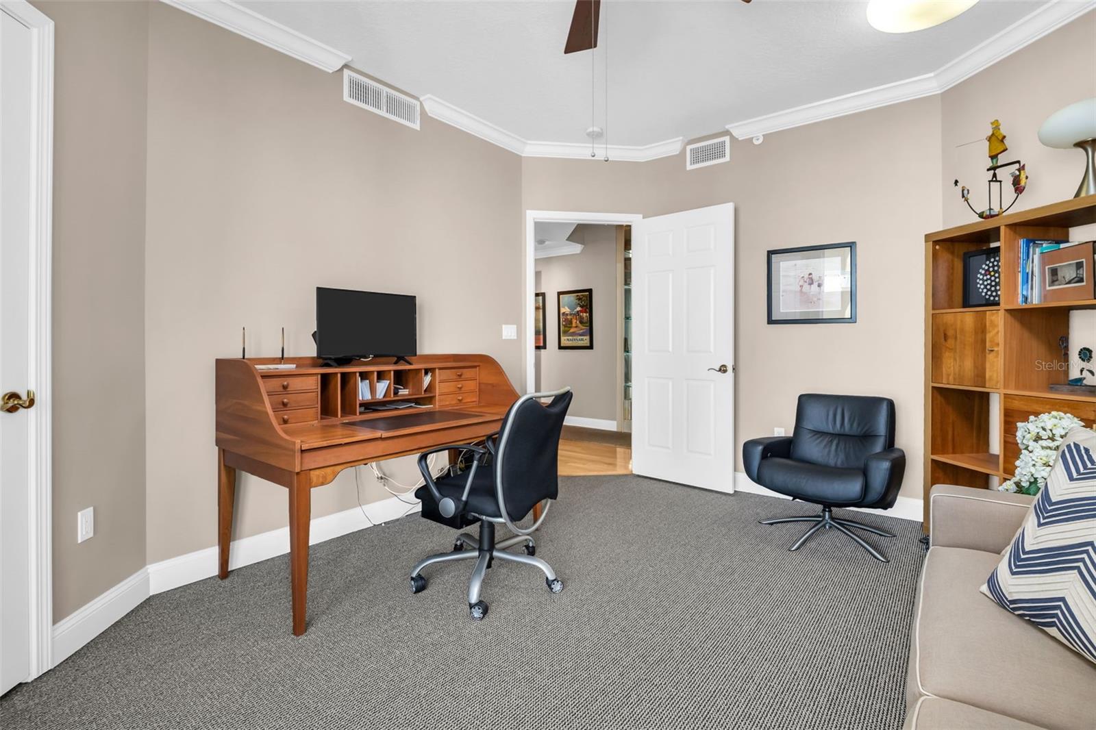 555 5TH AVE NE #1122 — photo 46