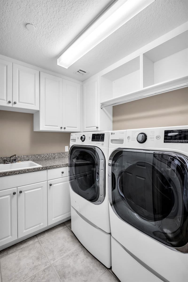 555 5TH AVE NE #1122 — photo 44