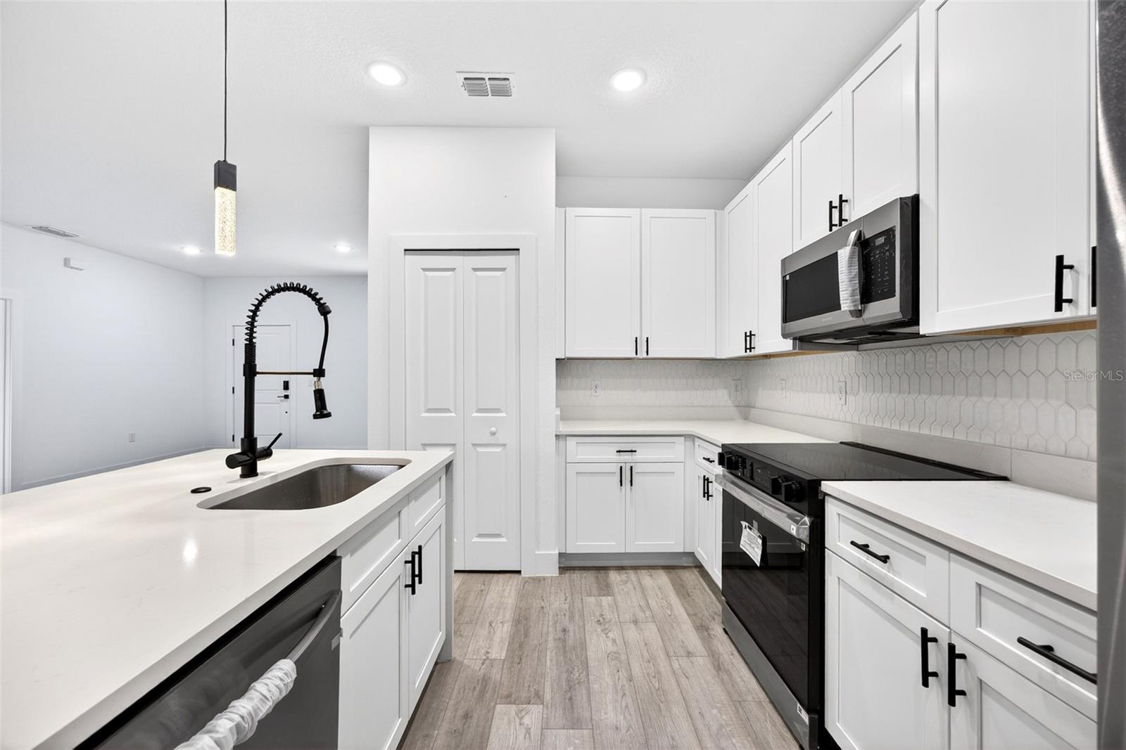 3288 TISHMAN AVE — photo 7