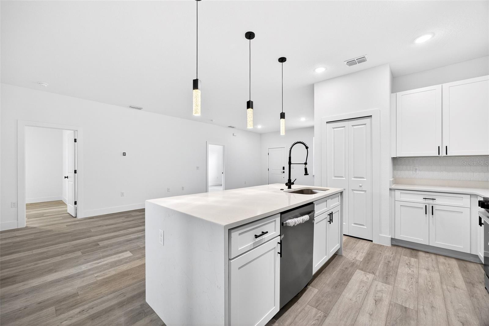 3288 TISHMAN AVE — photo 8