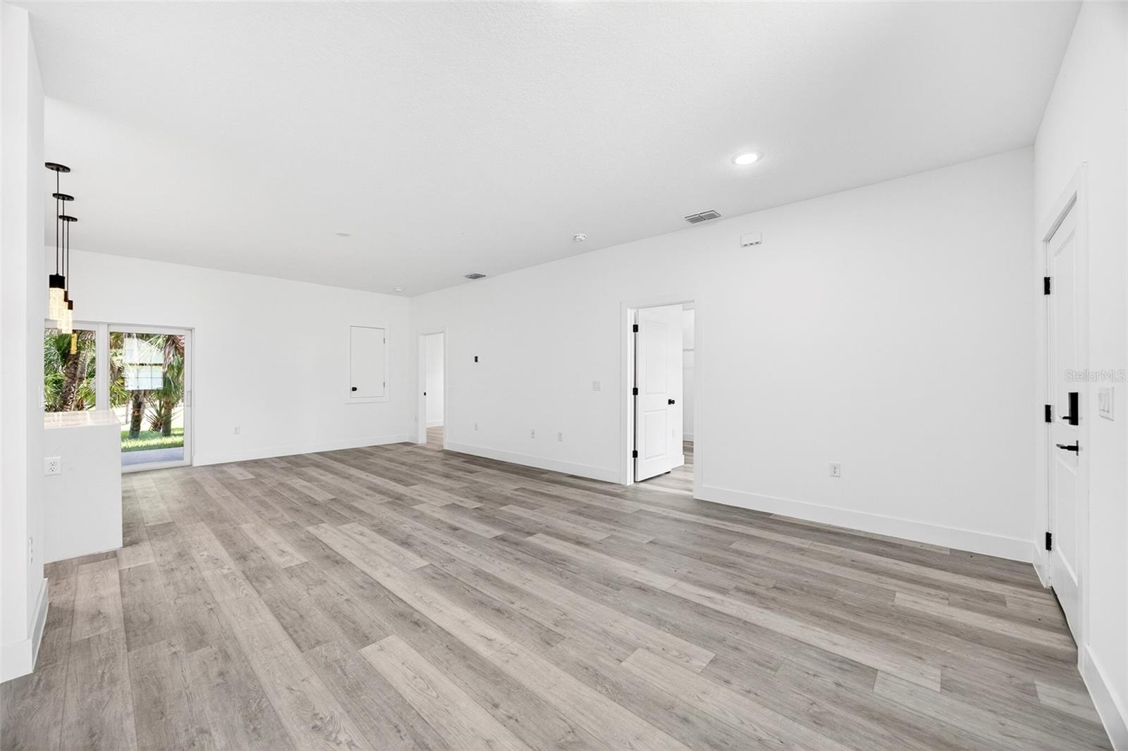 3288 TISHMAN AVE — photo 4