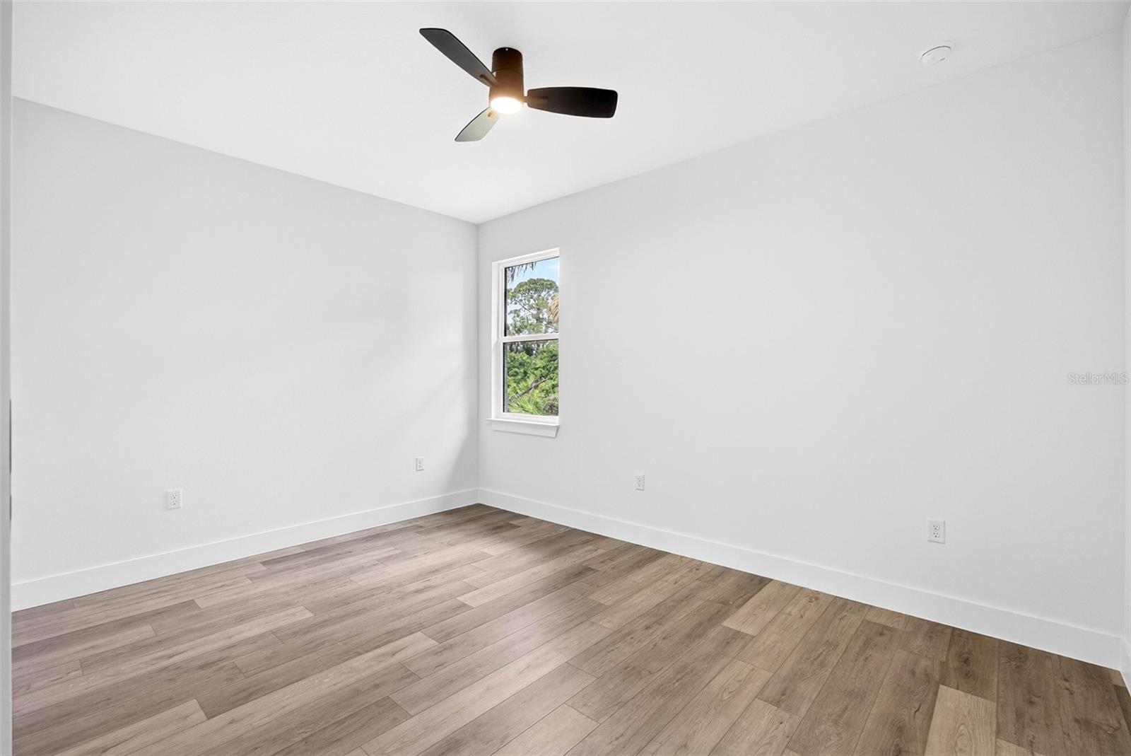 3288 TISHMAN AVE — photo 17