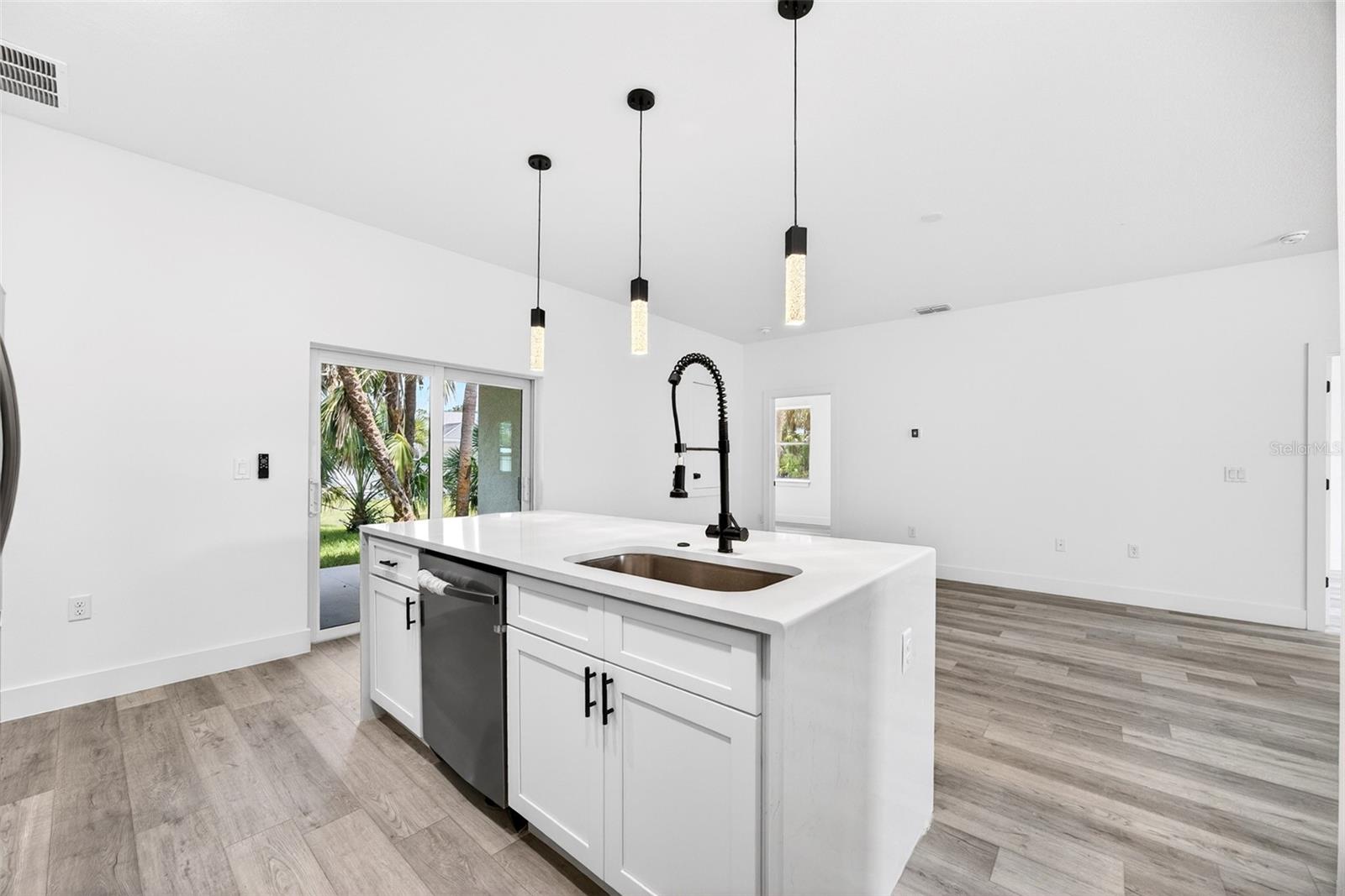 3288 TISHMAN AVE — photo 9