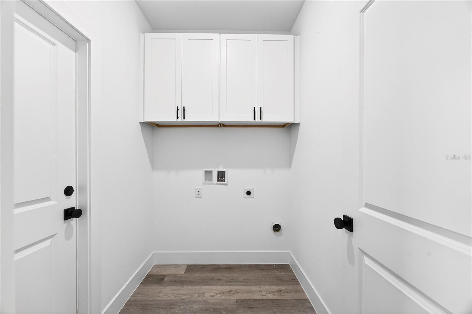 3288 TISHMAN AVE — photo 22