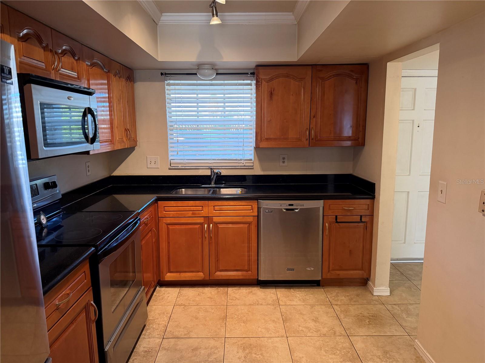 10335 CARROLLWOOD LN #116 — photo 11