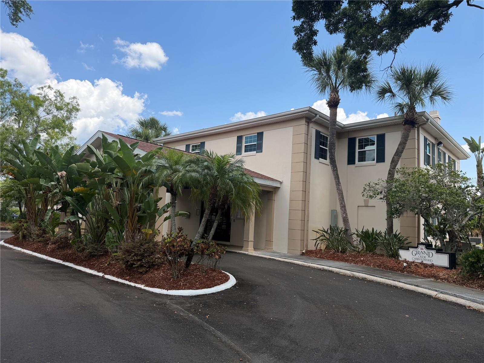 10335 CARROLLWOOD LN #116 — photo 23