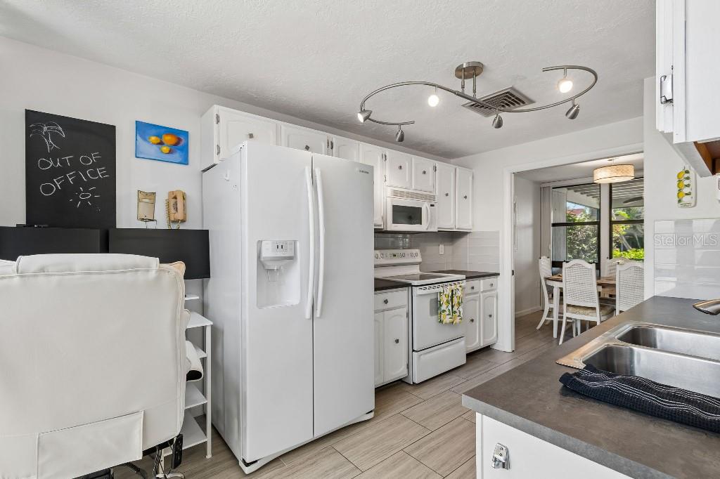 500 PARK BLVD S #24 — photo 14