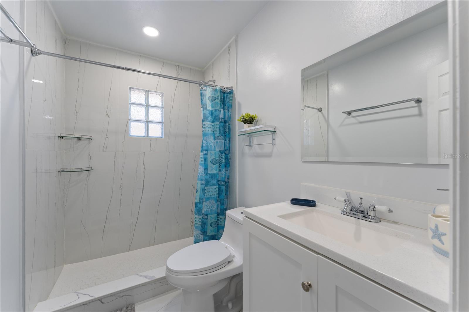 138 PEARL AVE — photo 11