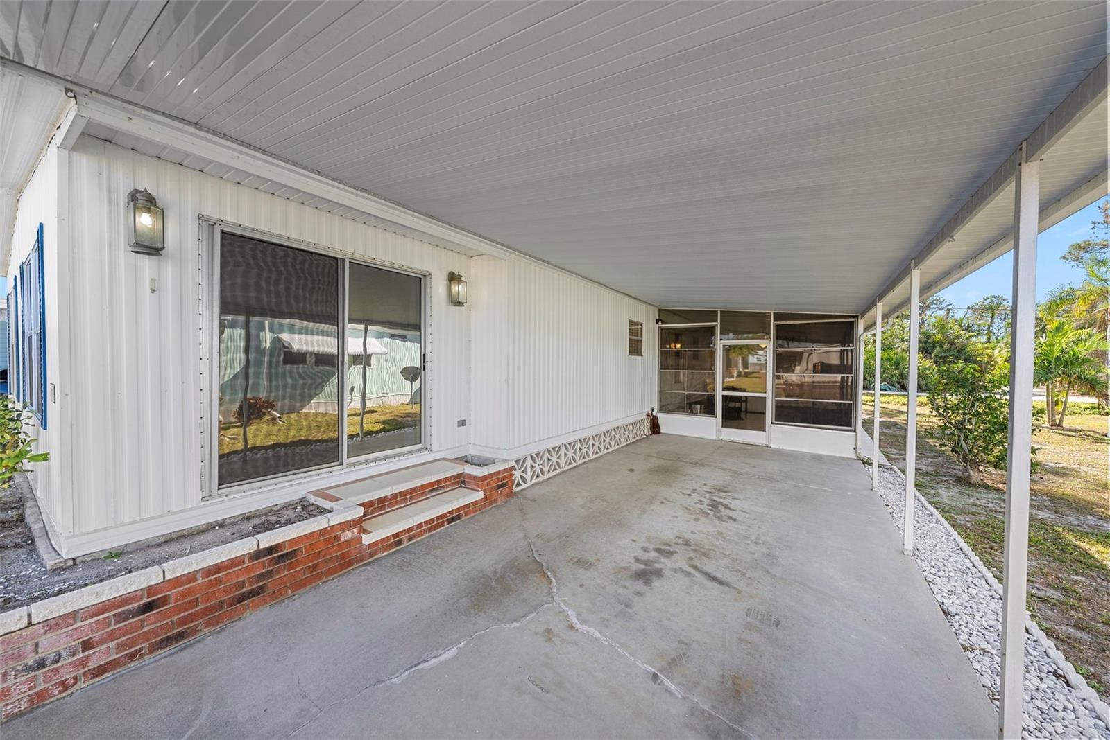 177 S FIJI CIR — photo 3