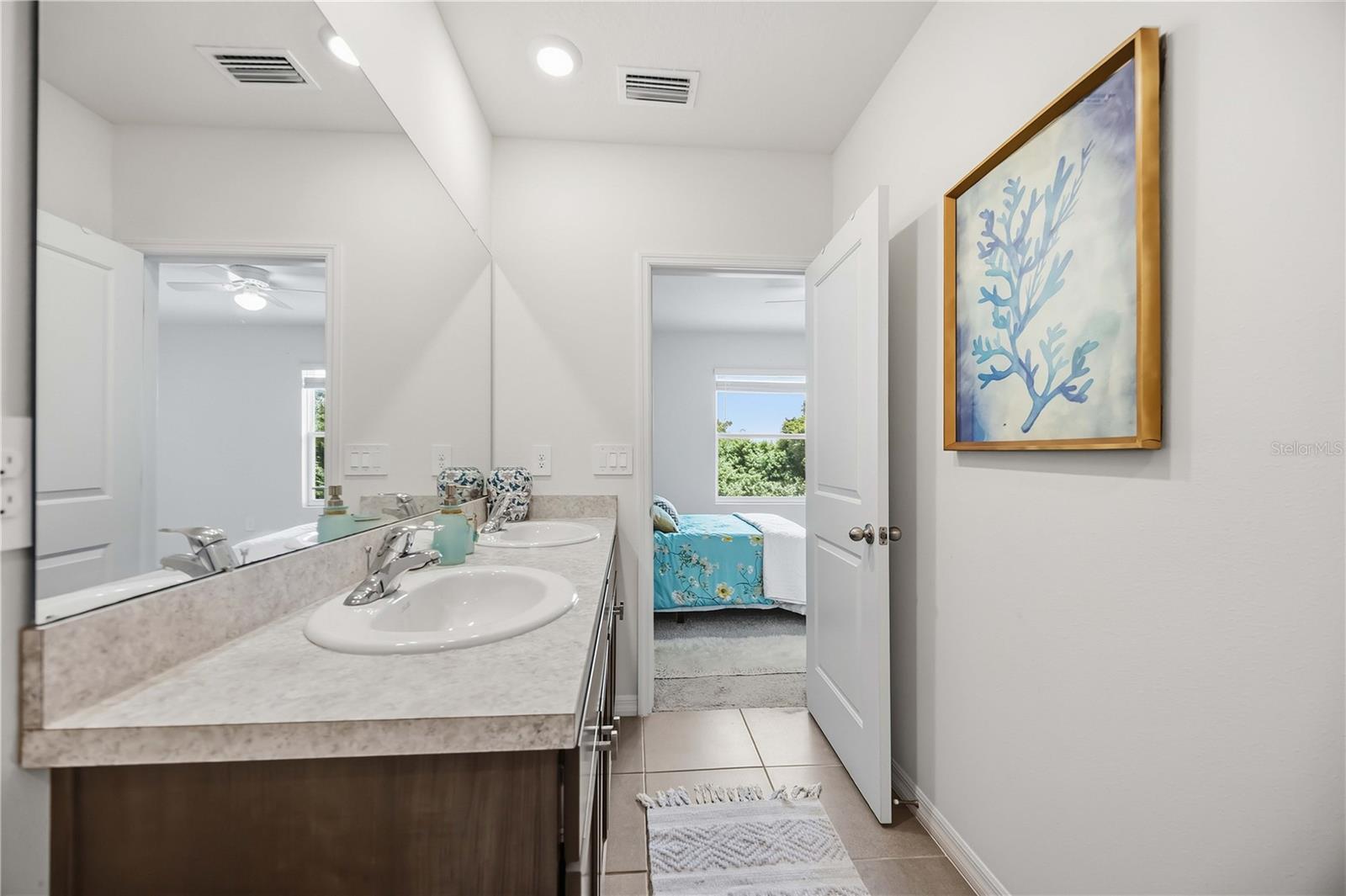 8652 MILESTONE DR — photo 13