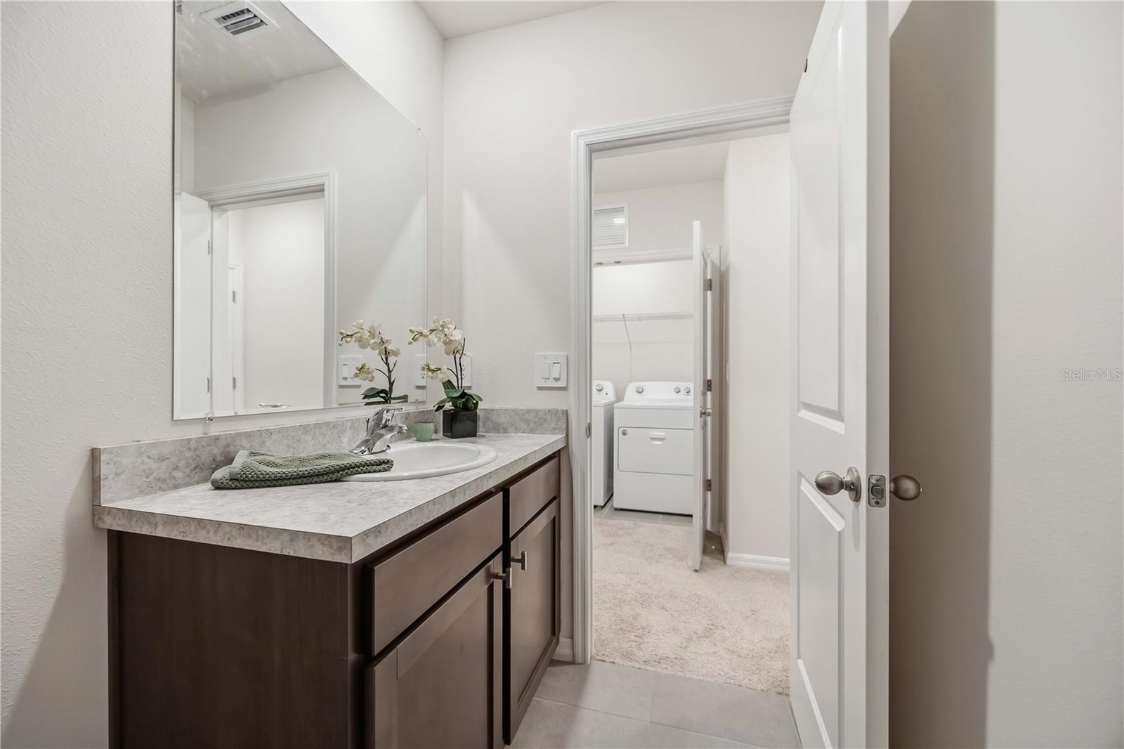 8652 MILESTONE DR — photo 18