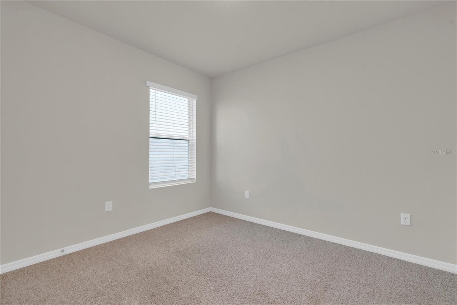 17070 OVAL RUM DR — photo 22