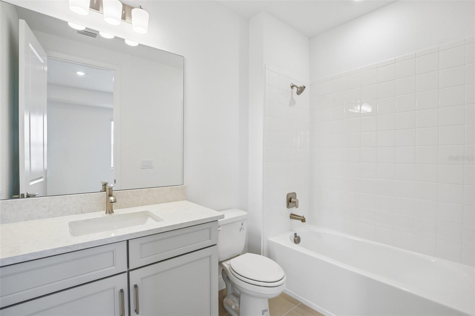 7574 HAWKSTONE DR — photo 36