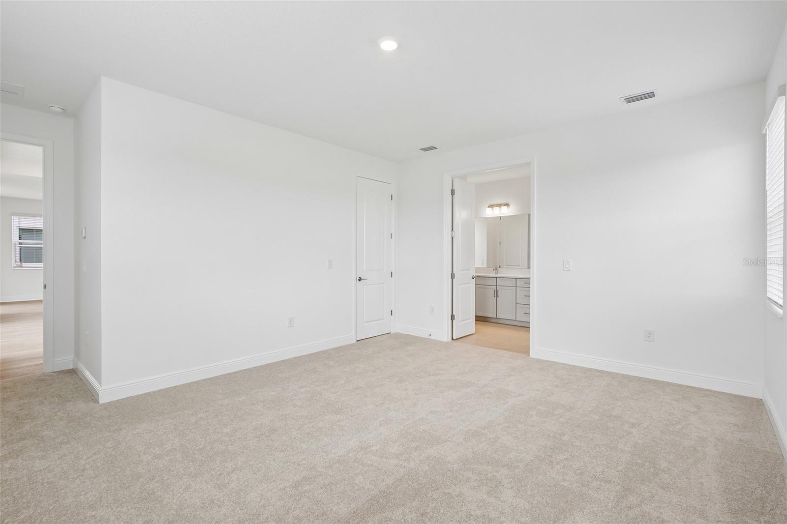 7574 HAWKSTONE DR — photo 23
